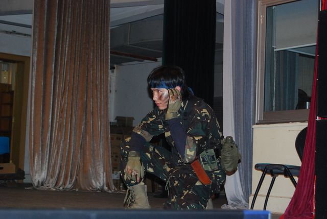 现场还有cosplay表演活动。这位coser用的头巾是当年国行mgs2盒装dvd版中赠送的